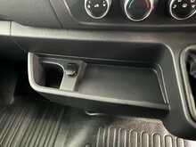 Nissan Interstar Interstar 2.3 dCi 35 Acenta FWD L3 H2 Euro 6 4dr - U849