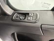 Renault Master Master 2.3 dCi 35 Business+ FWD LWB Medium Roof Euro 6 4dr - U861