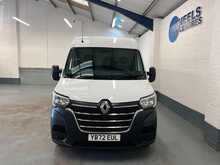 Renault Master Master 2.3 dCi 35 Business+ FWD LWB Medium Roof Euro 6 4dr - U869