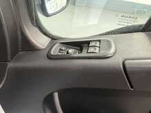 Renault Master Master 2.3 dCi 35 Business+ FWD LWB Medium Roof Euro 6 4dr - U869