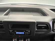 Renault Master Master 2.3 dCi 35 Business+ FWD LWB Medium Roof Euro 6 4dr - U869