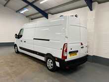 Renault Master Master 2.3 dCi 35 Business+ FWD LWB Medium Roof Euro 6 4dr - U872