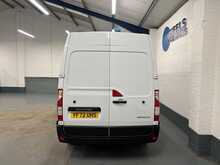 Renault Master Master 2.3 dCi 35 Business+ FWD LWB Medium Roof Euro 6 4dr - U872