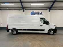 Renault Master Master 2.3 dCi 35 Business+ FWD LWB Medium Roof Euro 6 4dr - U872