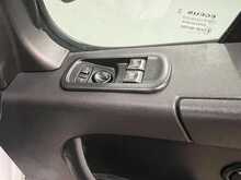 Renault Master Master 2.3 dCi 35 Business+ FWD LWB Medium Roof Euro 6 4dr - U872