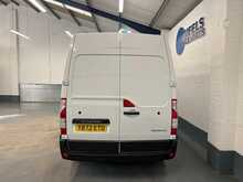 Renault Master Master 2.3 dCi 35 Business+ FWD LWB Medium Roof Euro 6 4dr - U873