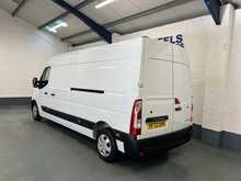 Renault Master Master 2.3 dCi 35 Business+ FWD LWB Medium Roof Euro 6 4dr - U899