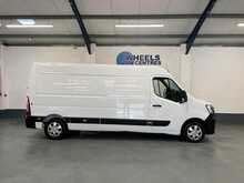 Renault Master Master 2.3 dCi 35 Business+ FWD LWB Medium Roof Euro 6 4dr - U899