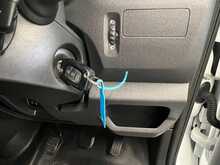 Renault Master Master 2.3 dCi 35 Business+ FWD LWB Medium Roof Euro 6 4dr - U899