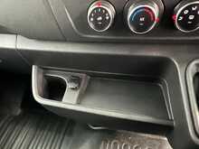 Renault Master Master 2.3 dCi 35 Business+ FWD LWB Medium Roof Euro 6 4dr - U899