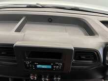 Renault Master Master 2.3 dCi 35 Business+ FWD LWB Medium Roof Euro 6 4dr - U899