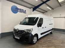 Renault Master Master 2.3 dCi 35 Business+ FWD LWB Medium Roof Euro 6 4dr - U902