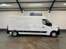 Renault Master Master 2.3 dCi 35 Business+ FWD LWB Medium Roof Euro 6 4dr - U902
