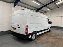 Renault Master Master 2.3 dCi 35 Business+ FWD LWB Medium Roof Euro 6 4dr - U902