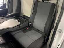 Renault Master Master 2.3 dCi 35 Business+ FWD LWB Medium Roof Euro 6 4dr - U902