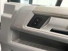 Volkswagen Crafter Crafter 2.0 TDI CR30 Startline Panel Van 5dr Diesel Manual FWD MWB Euro 6 (s/s) (102 ps) - U913