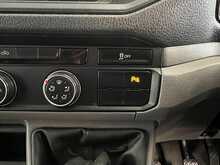 Volkswagen Crafter Crafter 2.0 TDI CR30 Startline Panel Van 5dr Diesel Manual FWD MWB Euro 6 (s/s) (102 ps) - U913