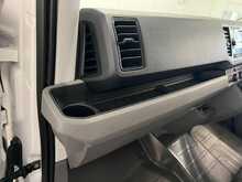 Volkswagen Crafter Crafter 2.0 TDI CR30 Startline Panel Van 5dr Diesel Manual FWD MWB Euro 6 (s/s) (102 ps) - U913