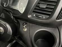 Iveco Daily Daily 2.3D HPI 14V 35S 3450 Chassis Cab 2dr Diesel Manual MWB Euro 6 (s/s) (136 ps) - U945