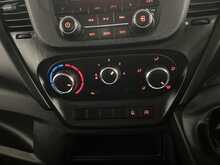 Iveco Daily Daily 2.3D HPI 14V 35S 3450 Chassis Cab 2dr Diesel Manual MWB Euro 6 (s/s) (136 ps) - U945