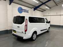 Ford Transit Custom Transit Custom 2.0 320 EcoBlue Trend Kombi L2 H1 Euro 6 (s/s) 5dr - U963