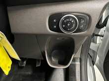 Ford Transit Custom Transit Custom 2.0 320 EcoBlue Trend Kombi L2 H1 Euro 6 (s/s) 5dr - U963