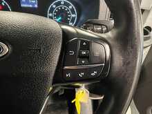 Ford Transit Custom Transit Custom 2.0 320 EcoBlue Trend Kombi L2 H1 Euro 6 (s/s) 5dr - U963