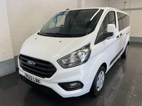 Ford Transit Custom 320 EcoBlue 130 BHP L2 HIGH ROOF TREND AUTOMATIC 9 SEATER MINIBUS 2.0 5dr Combi Van Automatic Diesel 2.0 5dr Minibus Automatic Diesel