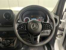 Mercedes-Benz Sprinter Sprinter 2.0 315 CDI Progressive RWD L3 Euro 6 (s/s) 2dr - U964