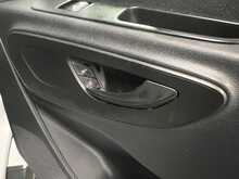 Mercedes-Benz Sprinter Sprinter 2.0 315 CDI Progressive RWD L3 Euro 6 (s/s) 2dr - U964