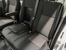 Ford Transit Transit 2.0 350 EcoBlue Leader FWD L4 Euro 6 (s/s) 2dr - U972