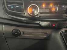 Ford Transit Transit 2.0 350 EcoBlue Leader FWD L4 Euro 6 (s/s) 2dr - U977