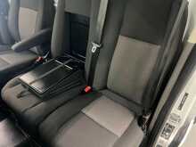 Ford Transit Transit 2.0 350 EcoBlue Leader FWD L4 Euro 6 (s/s) 2dr - U977