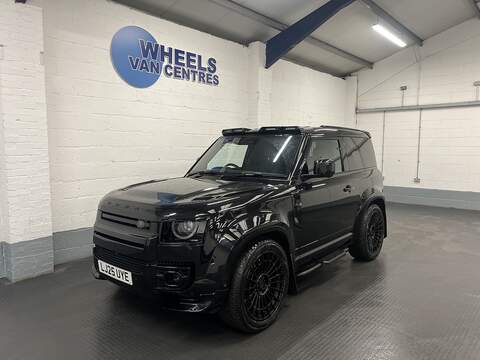 Land Rover Defender 90 3.2 DI-DC SG2 SUV 5dr Diesel Auto 4WD Euro 5 LWB (197 ps)