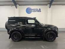 Land Rover Defender 90 3.0 D350 MHEV X-Dynamic HSE Hard Top SUV 3dr Diesel Auto 4WD SWB Euro 6 (s/s) (350 ps) - U985