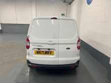 Ford Transit Courier Transit Courier 1.5 TDCi Limited L1 Euro 6 5dr - U996