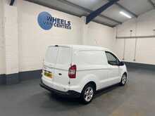Ford Transit Courier Transit Courier 1.5 TDCi Limited L1 Euro 6 5dr - U996