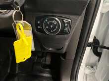 Ford Transit Courier Transit Courier 1.5 TDCi Limited L1 Euro 6 5dr - U996