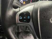 Ford Transit Courier Transit Courier 1.5 TDCi Limited L1 Euro 6 5dr - U996