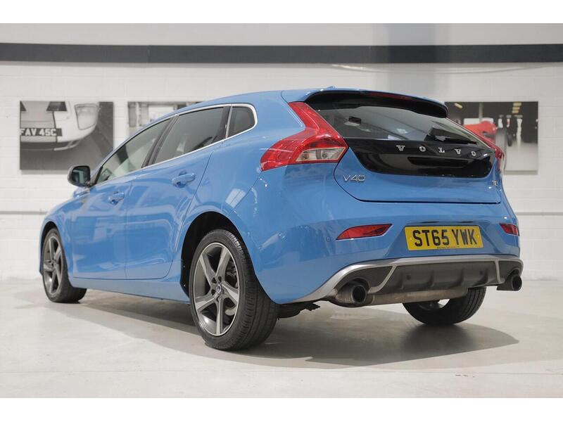 Volvo V40 2.0 T2 R-Design Euro 6 (s/s) 5dr - U101