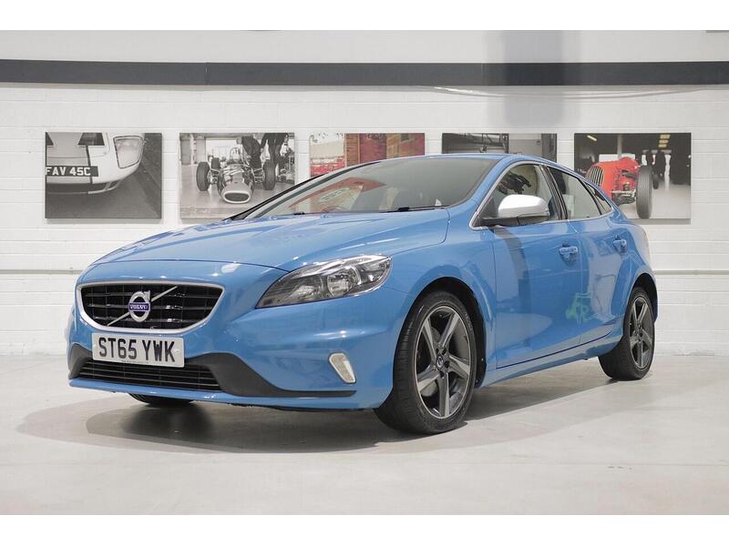 Volvo V40 2.0 T2 R-Design Euro 6 (s/s) 5dr - U101