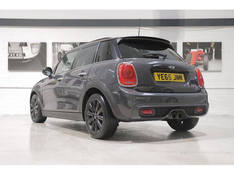 MINI Hatch 2.0 Cooper SD Auto 6Spd Euro 6 (s/s) 5dr - U102