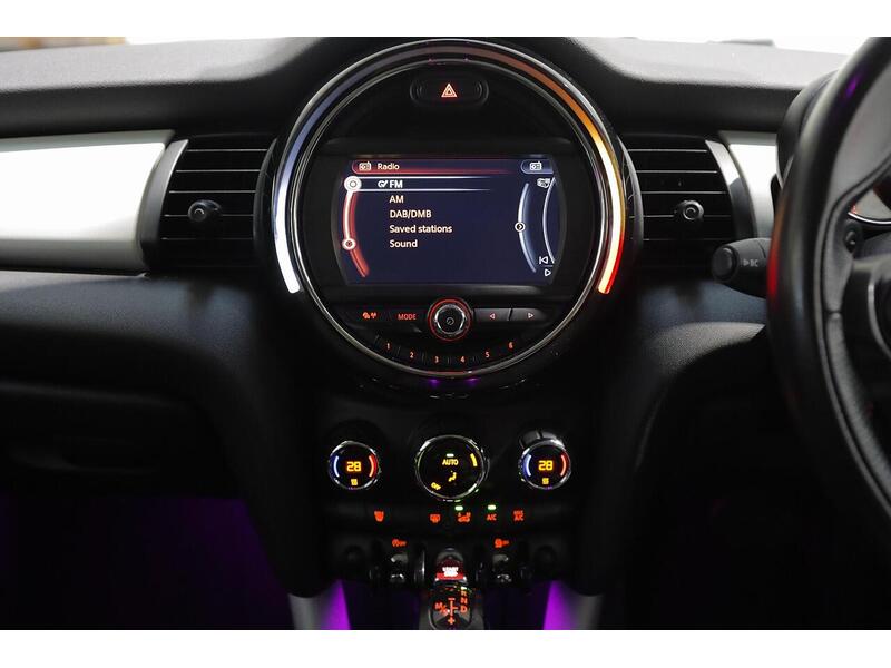 MINI Hatch 2.0 Cooper SD Auto 6Spd Euro 6 (s/s) 5dr - U102