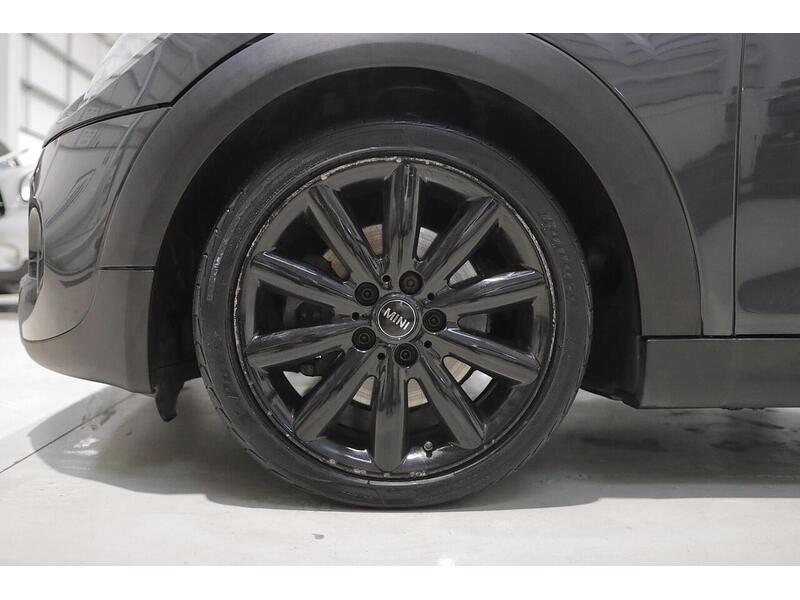 MINI Hatch 2.0 Cooper SD Auto 6Spd Euro 6 (s/s) 5dr - U102