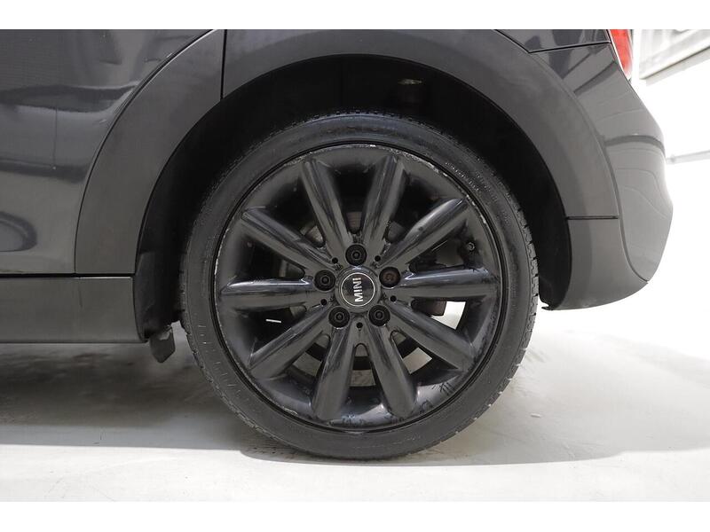 MINI Hatch 2.0 Cooper SD Auto 6Spd Euro 6 (s/s) 5dr - U102