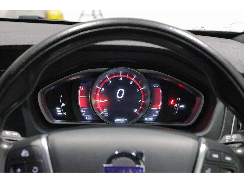 Volvo V40 V40 2.0 T2 R-Design Nav Euro 6 (s/s) 5dr - U11