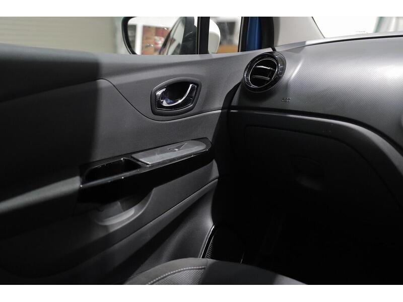 Renault Captur 1.5 dCi ENERGY Dynamique S MediaNav Euro 5 (s/s) 5dr - U110