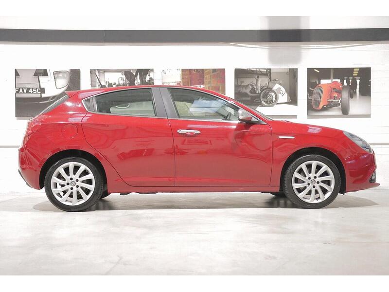 Alfa Romeo Giulietta 1.4 TB MultiAir Super TCT Euro 6 (s/s) 5dr - U112