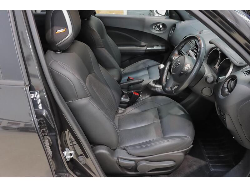 Nissan Juke 1.6 Tekna Euro 6 5dr - U120
