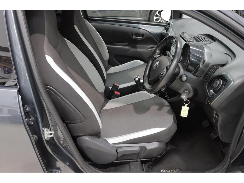 Toyota AYGO 1.0 VVT-i x-press Euro 6 5dr - U121